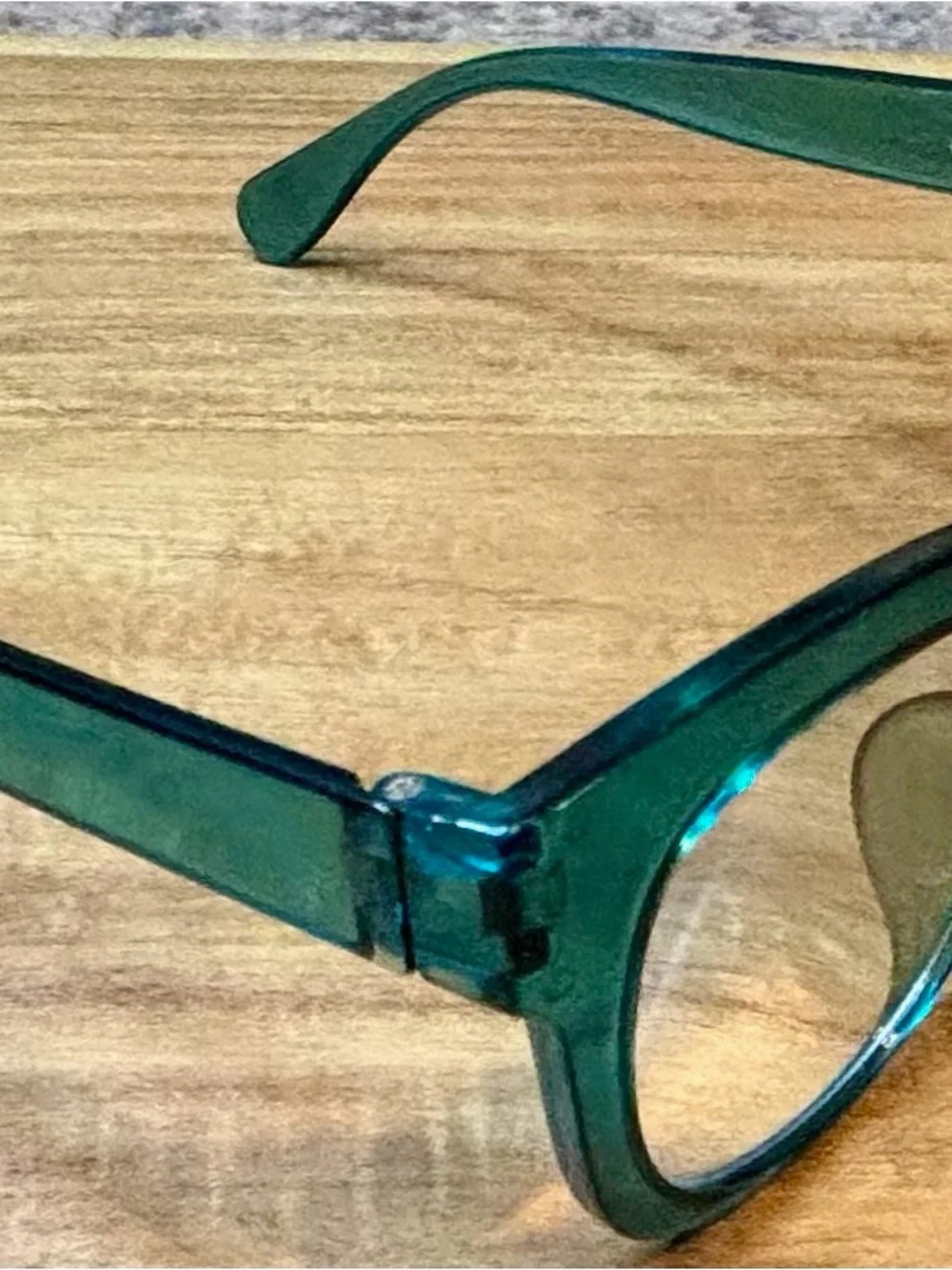 Teal Resin Fashion Eyeglass Frames - Stylish Home Accent